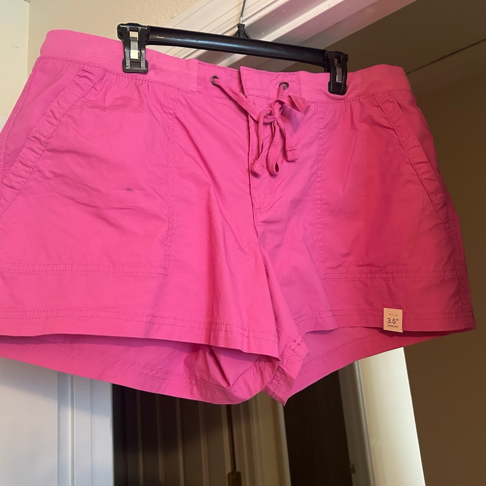 WOMENS SHORTS ST JOHNS BAY SIZE 16 3.5 inseam